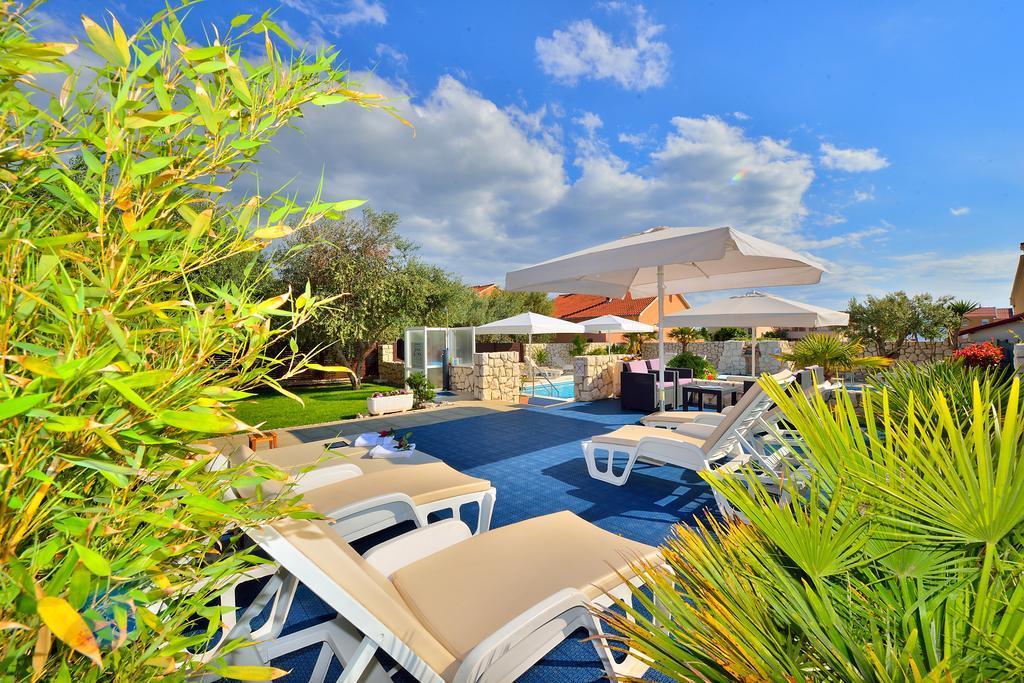 Villa Dalmatina Zadar Mit Pool 외부 사진